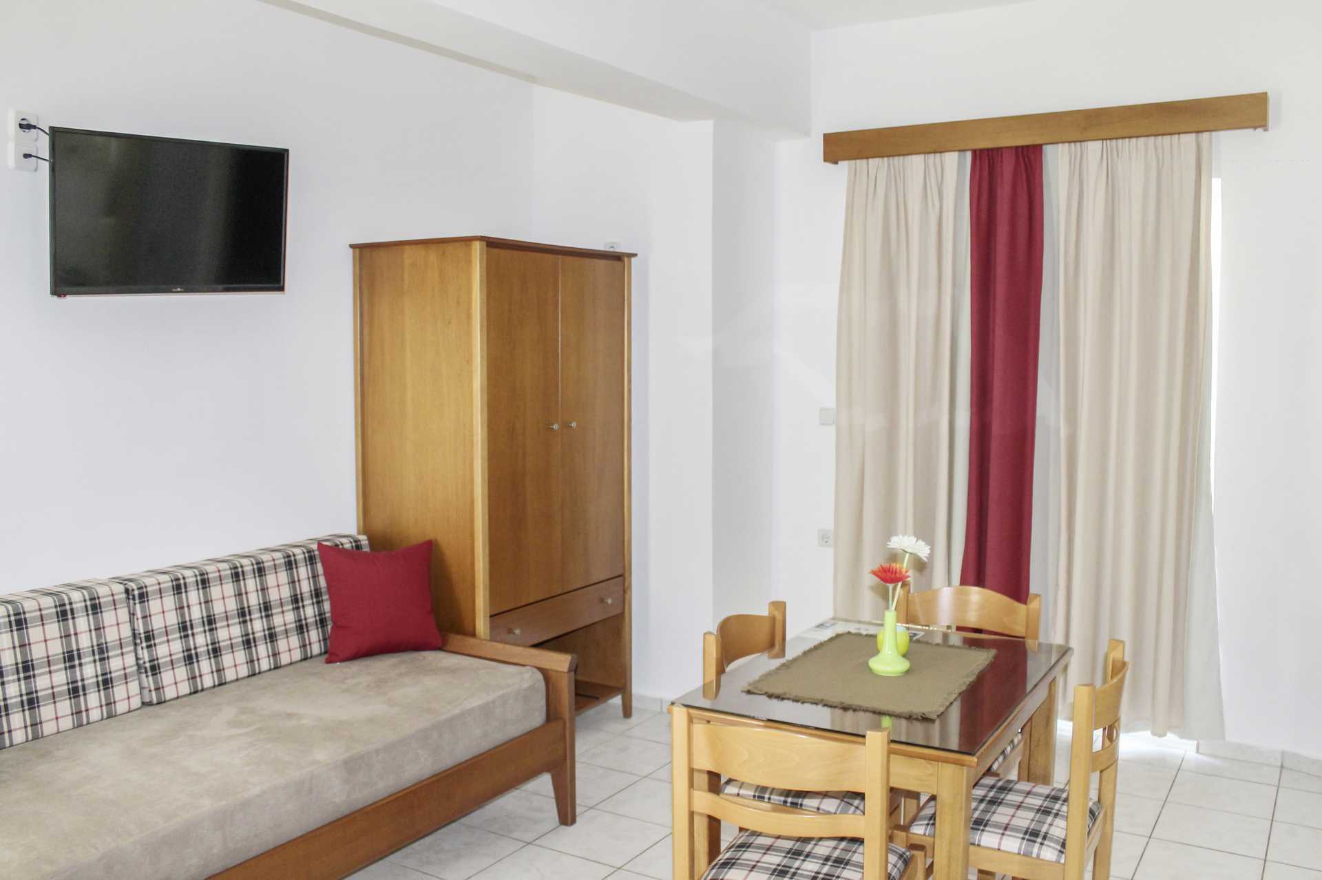 Tvårumslägenhet på hotell Anthimos på Kreta.