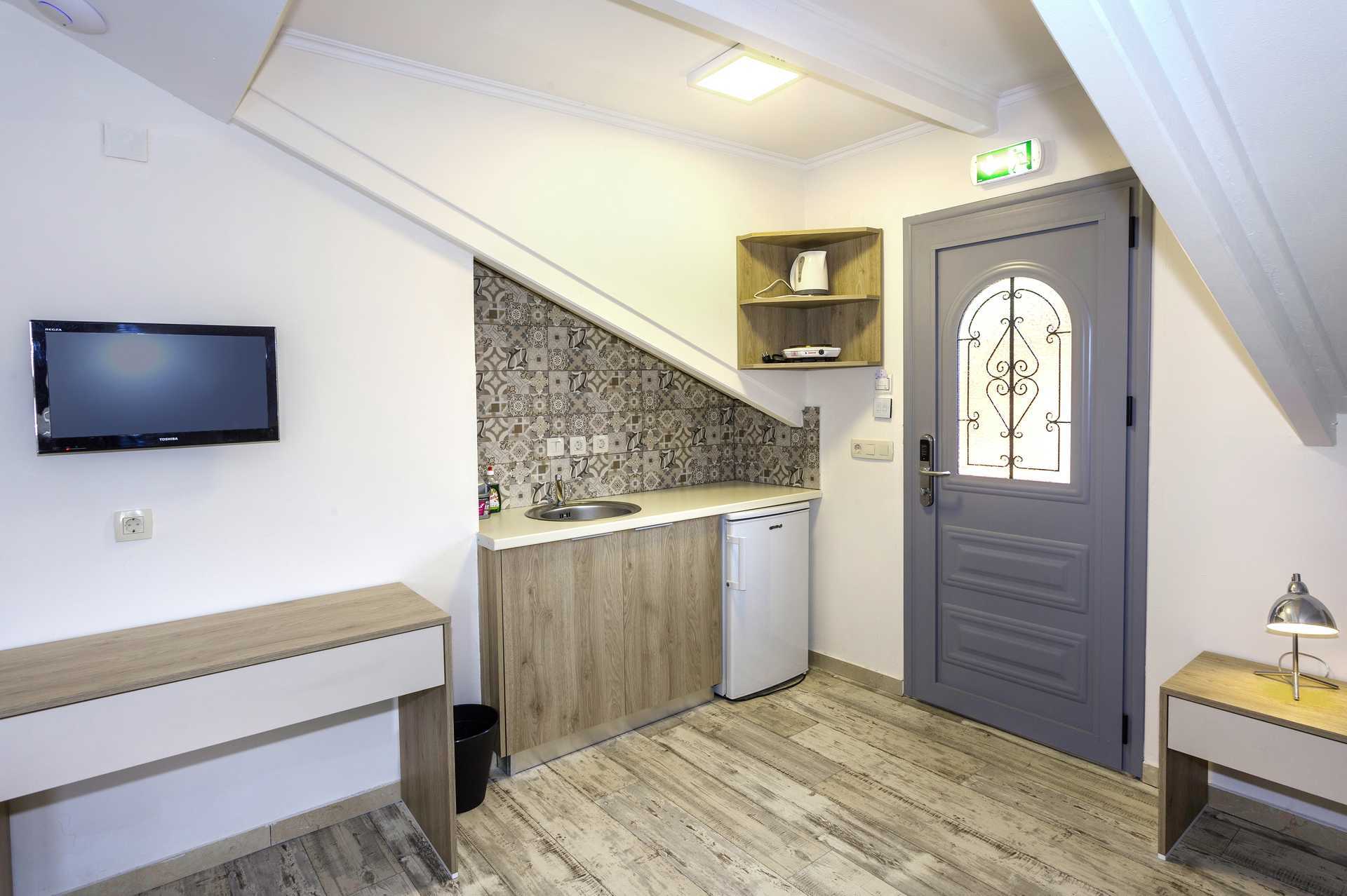 Tvårumslägenhet på hotell Bacoli i Parga, Grekland.