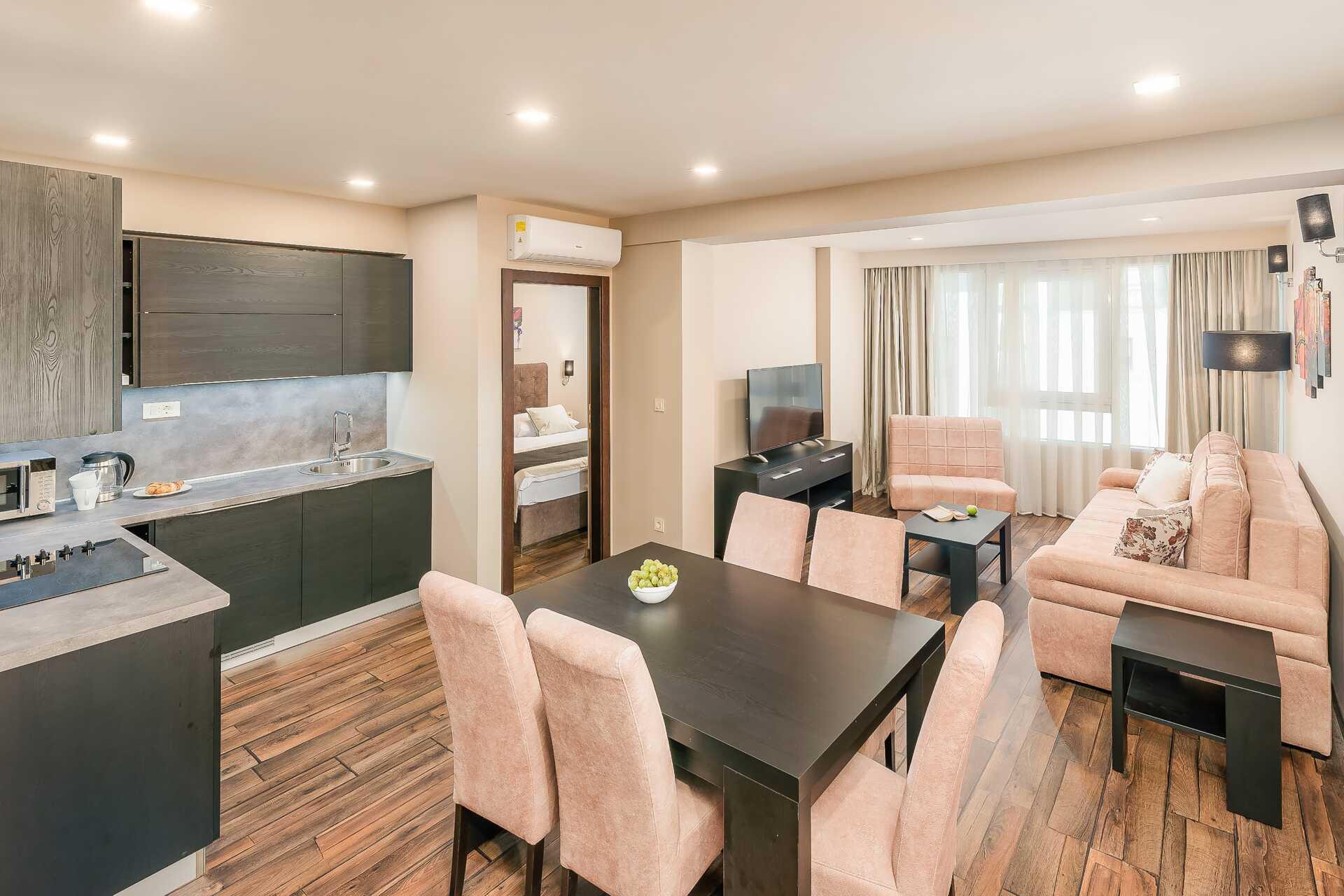 Tvårumslägenhet på hotell Central Beach 9 i Makarska, Kroatien.