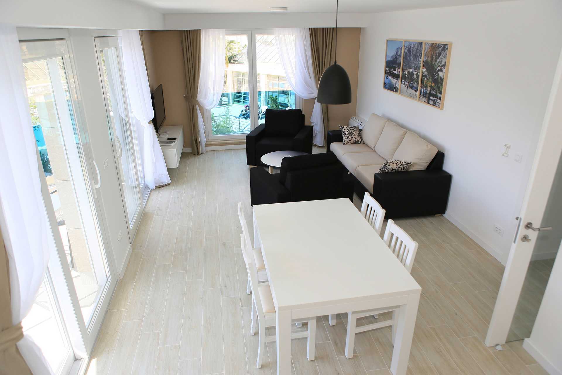 Tvårumslägenhet på hotell City Beach i Makarska, Kroatien.