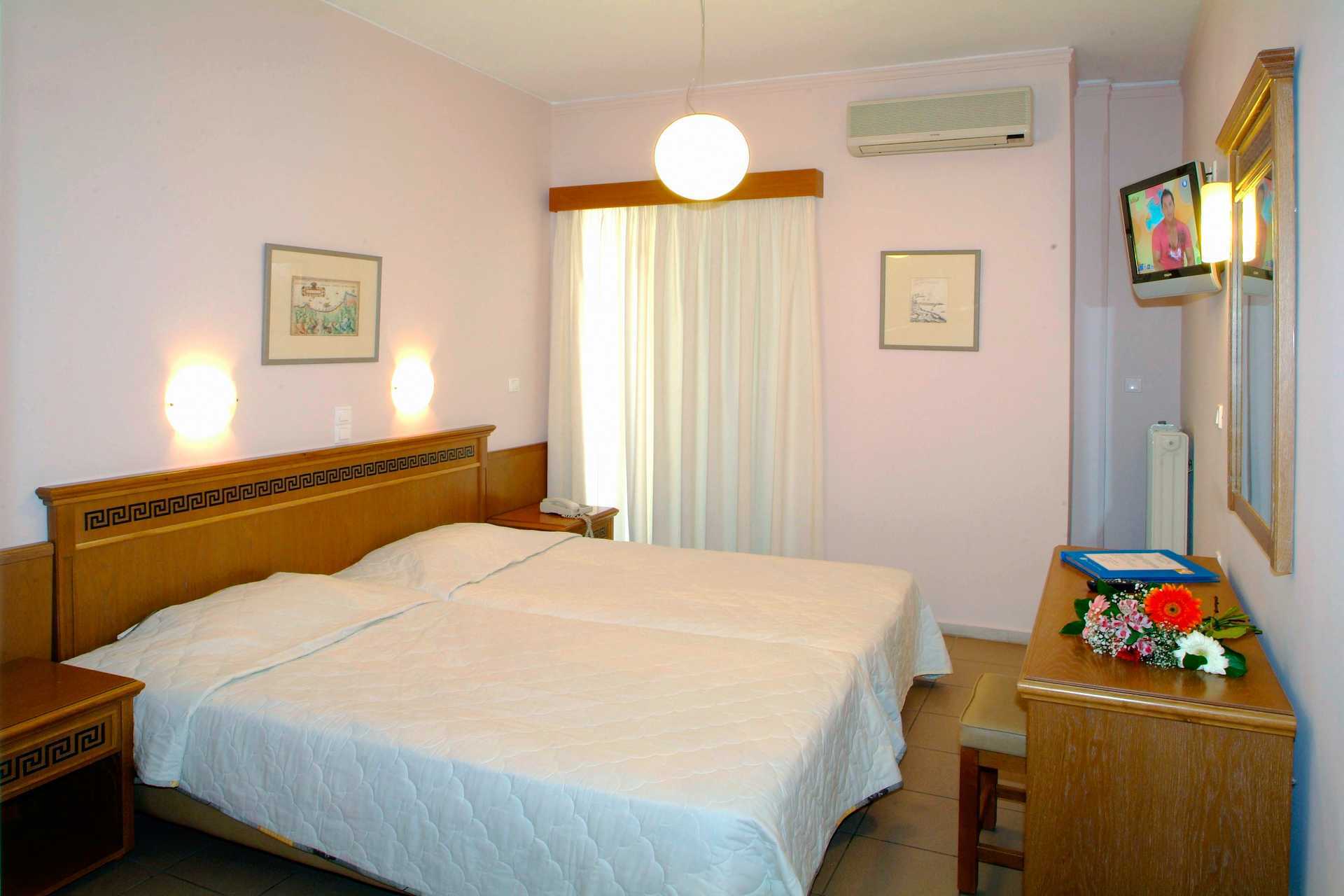 Tvårumslägenhet på hotell Galeros i Rethymnon, Grekland.