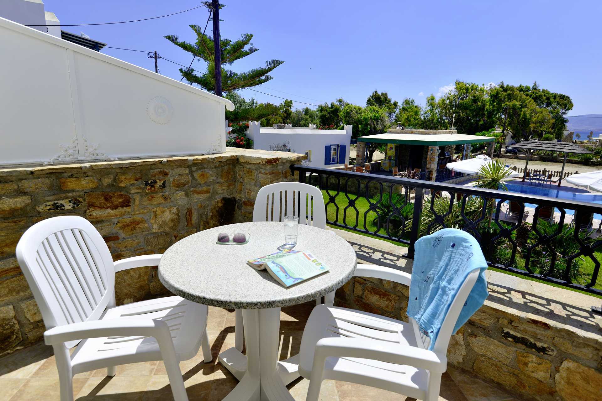 Tvårumslägenhet på hotell Harmony på Naxos, Grekland.