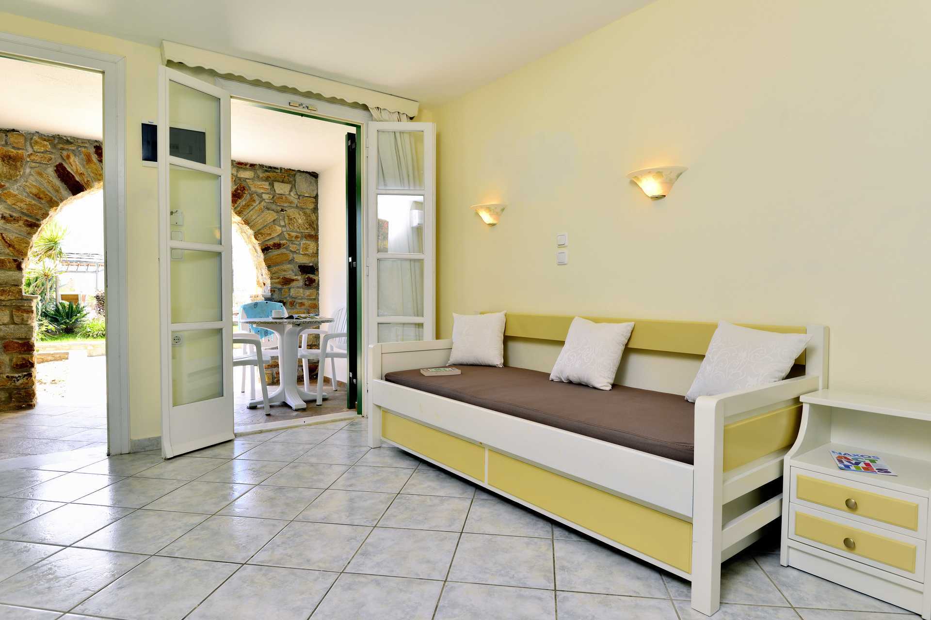 Tvårumslägenhet på hotell Harmony på Naxos, Grekland.