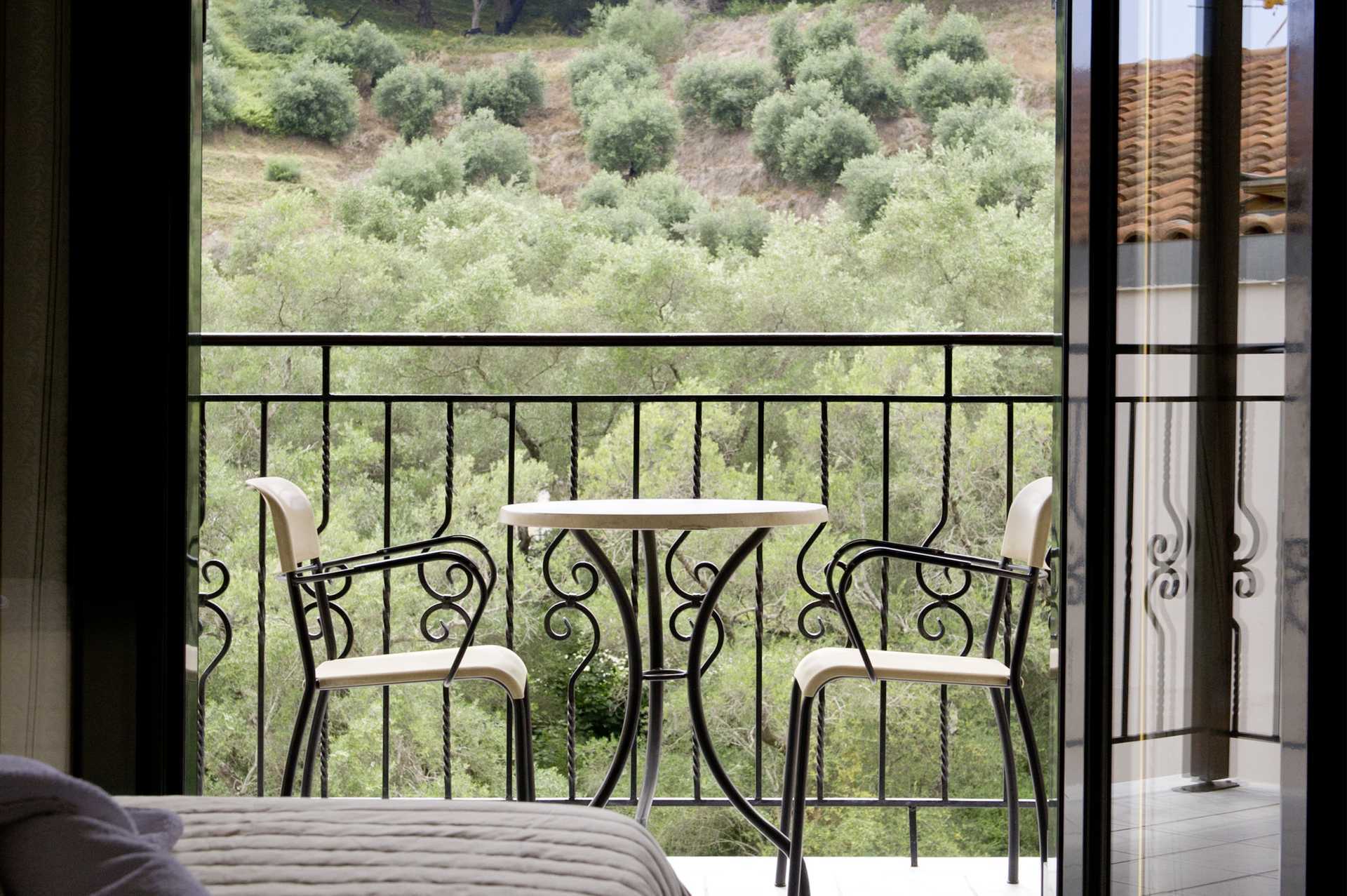 Tvårumslägenhet på hotell Margarita i Parga, Grekland.