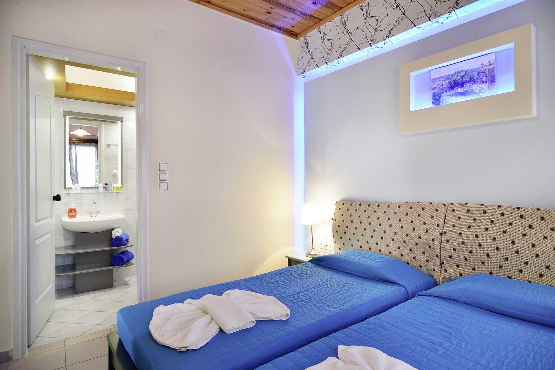 Tvårumslägenhet på hotell Mythos Platanias på Kreta.