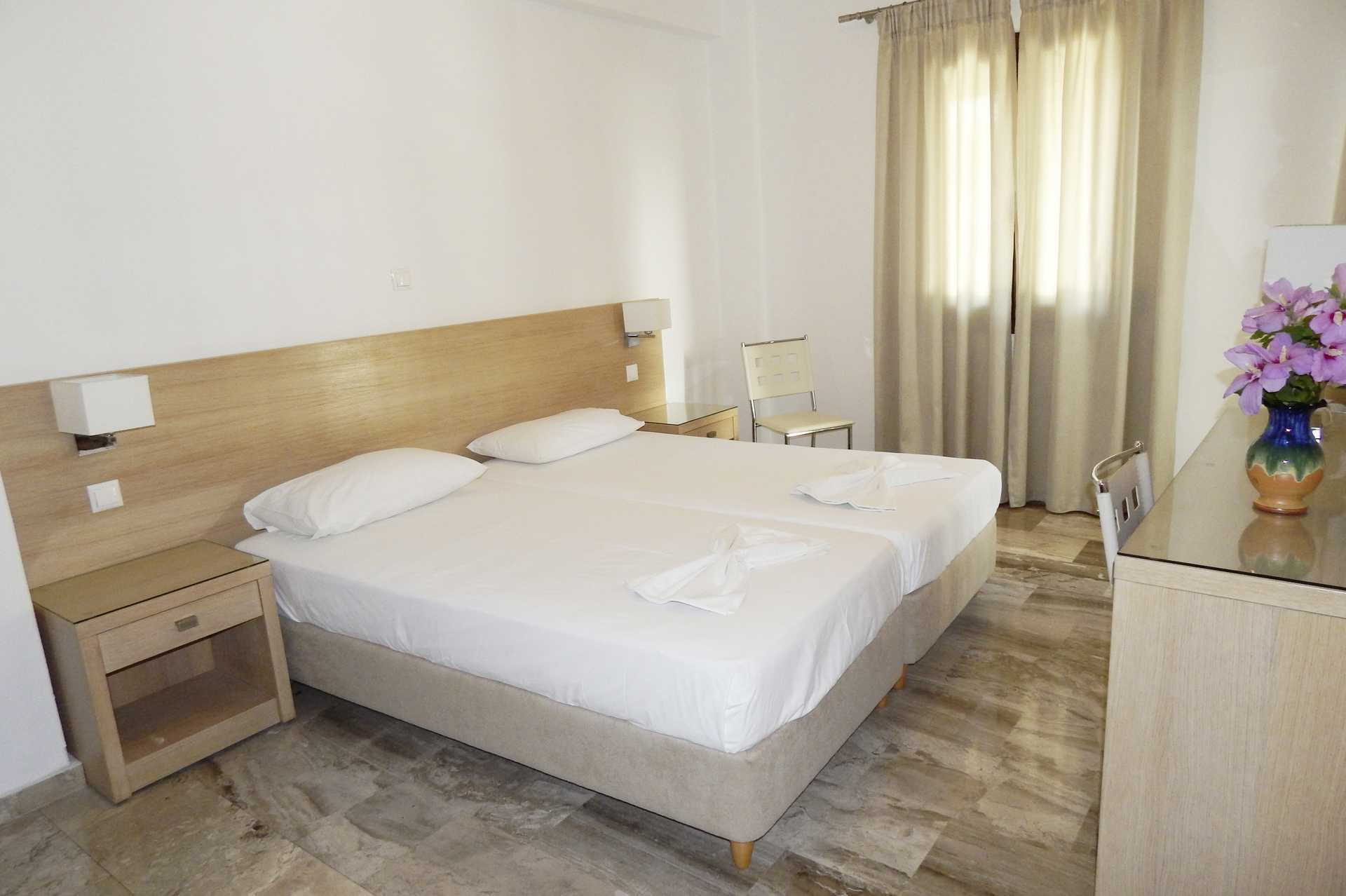 Tvårumslägenhet på hotell Topaz i Kokkari på Samos, Grekland.