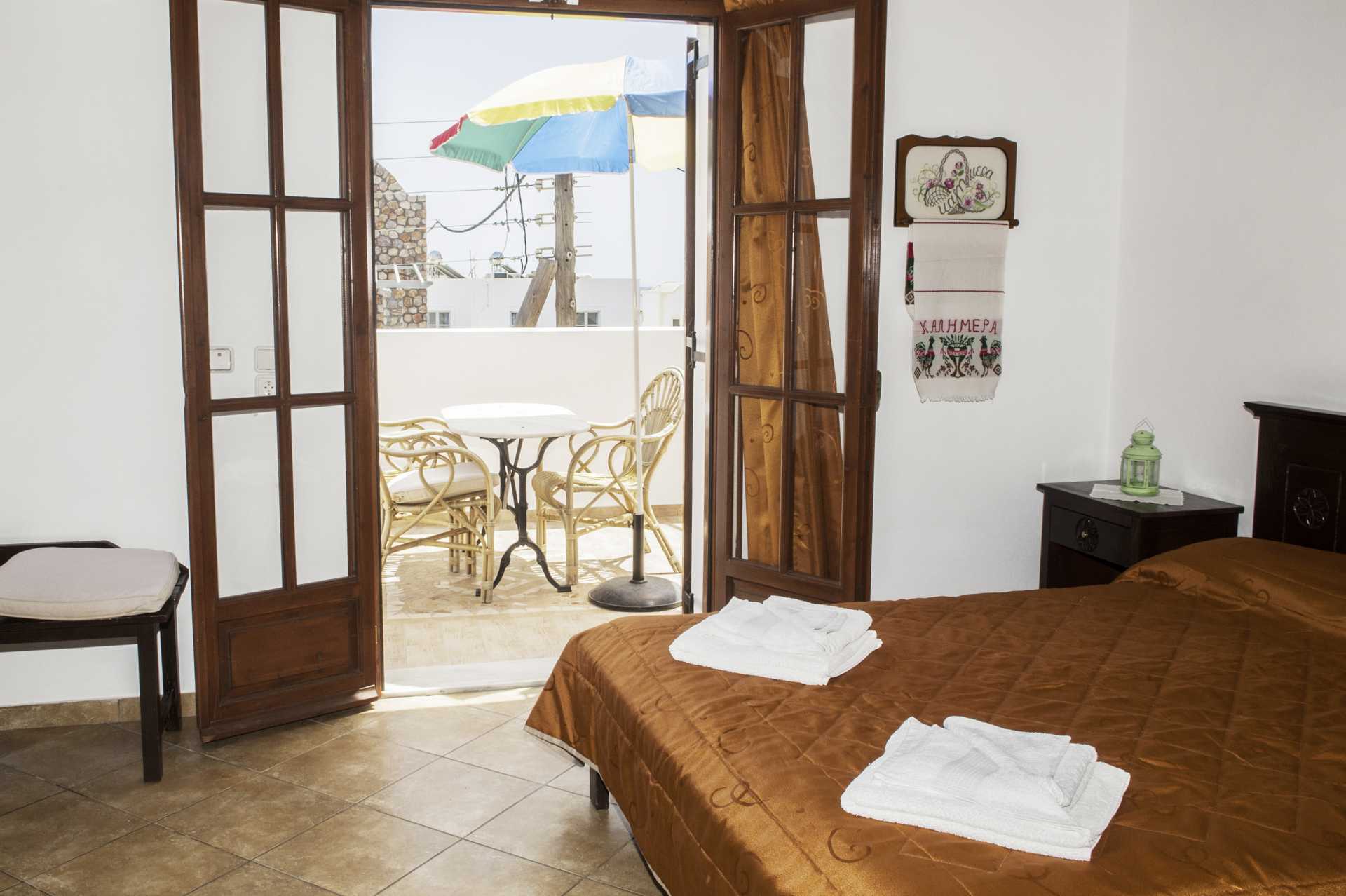 Tvårumslägenhet på Polydefkis, Kamari.