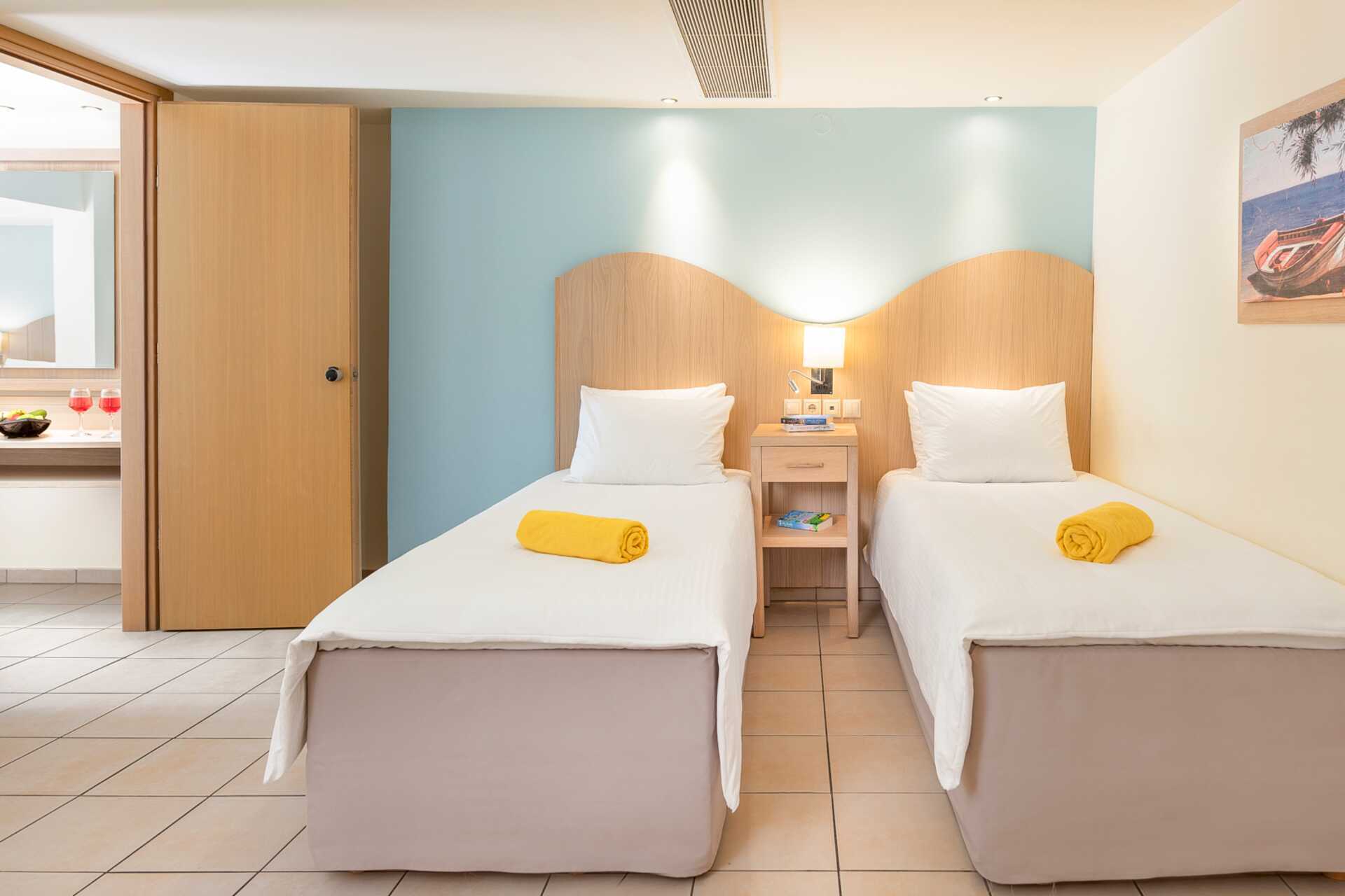 Tvårumslägenhet superior på hotell Star Beach Village & Waterpark i Hersonissos på Kreta.