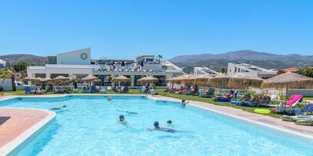 Pool på hotell Varvara's Diamond i Rethymnon, Kreta.