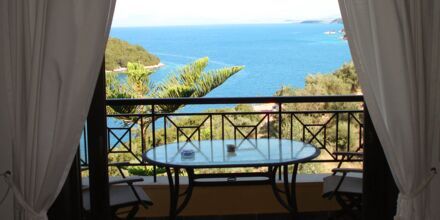 Utsikt från hotellets lounge, hotell Villa Heivi, Sivota.