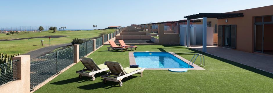 Villas Caleta Beach & Golf.