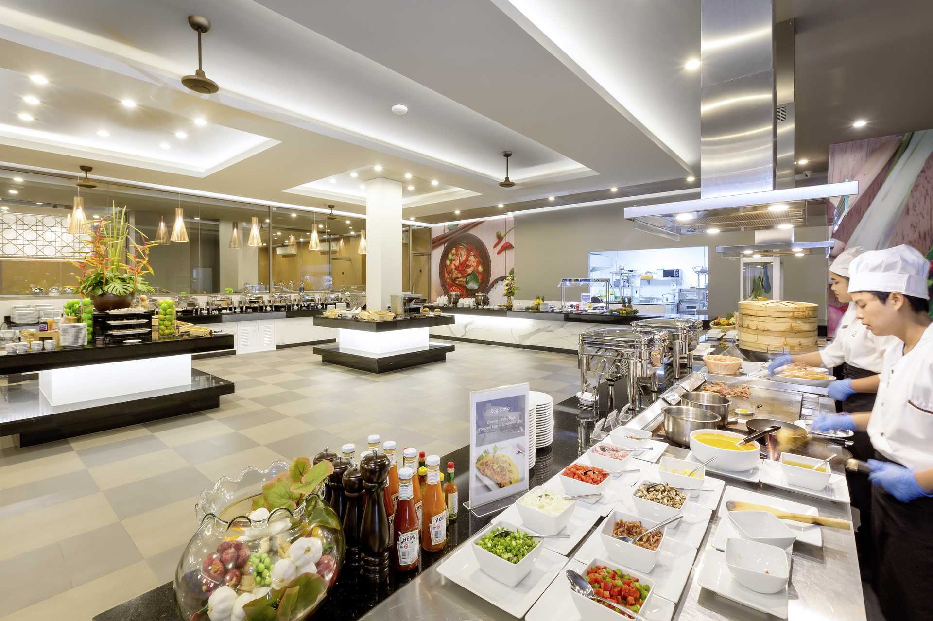 Bufférestaurangen på hotell X10 Khao Lak, Thailand.